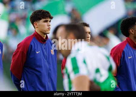 Sevilla, Spain. 07th Dec, 2024. Pau Cubarsi (FC Barcelona) seen in action during LaLiga EASPORTS game between teams of Real Betis Balompie and FC Barcelona at Estadio Benito Villamarin (Photo by Maciej Rogowski/SOPA Images/Sipa USA) Credit: Sipa USA/Alamy Live News Stock Photo