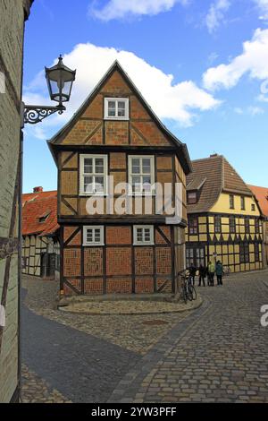 Half-timbered houses in the UNESCO World Heritage town of Quedlinburg, Harz, Saxony-Anhalt, Germany Lahn-Dill district, Hesse, Federal Republic of Ger Stock Photo