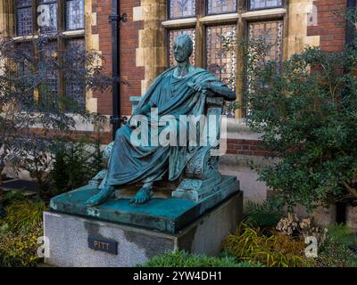 William Pitt Statue by Richard Westmacott, outside the Library, Pembroke College, University of Cambridge, Cambridge, Cambridgeshire, England, UK, GB. Stock Photo