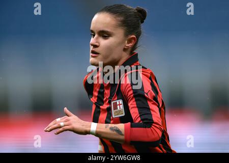 Milan, Italy. 8th Dec, 2024. Monica Renzotti of AC Milan during the Serie A Femminile match at Stadio Giuseppe Meazza, Milan. Picture credit should read: Jonathan Moscrop/Sportimage Credit: Sportimage Ltd/Alamy Live News Stock Photo