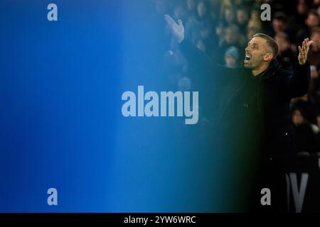 London, UK. 09th Dec, 2024. London, England, December 09 2024: Gary O'Neil (Wolverhampton Wanderers manager) during the Premier League game between West Ham and Wolverhampton Wanderers at London Stadium in London, England. (Pedro Porru/SPP) Credit: SPP Sport Press Photo. /Alamy Live News Stock Photo