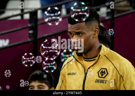 London, UK. 09th Dec, 2024. London, England, December 09 2024: Nelson Semedo (22 Wolverhampton Wanderers) before the Premier League game between West Ham and Wolverhampton Wanderers at London Stadium in London, England. (Pedro Porru/SPP) Credit: SPP Sport Press Photo. /Alamy Live News Stock Photo