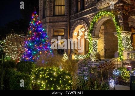 Detroit, Michigan - The Whitney, an upscale restaurant in an old mansion, on Noel Night. The annual Noel Night at the beginning of the holiday season Stock Photo