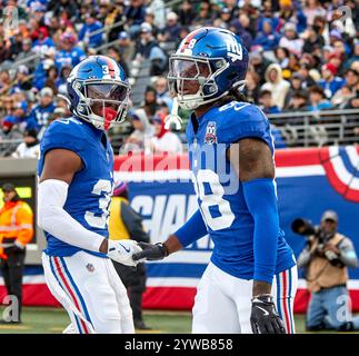 New York Giants cornerback Art Green (35) warms up before an NFL ...