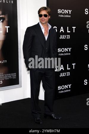 Brad Pitt at the Los Angeles premiere of 'Salt' held at the Grauman's Chinese Theatre in Hollywood, USA on July 19, 2010. Stock Photo