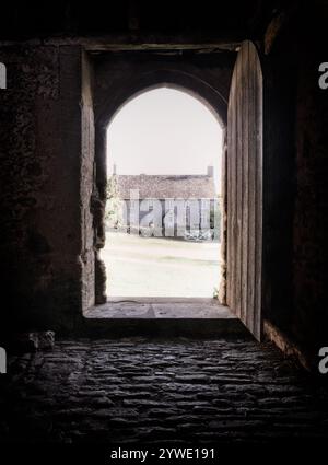 The medieval tithe barn at Great Coxwell, Oxfordshire Stock Photo
