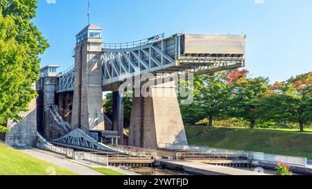 Opened in 1904, with a lift of 19.8 metres, the Peterborough Lift Lock is the highest hydraulic lift lock in the world. Stock Photo