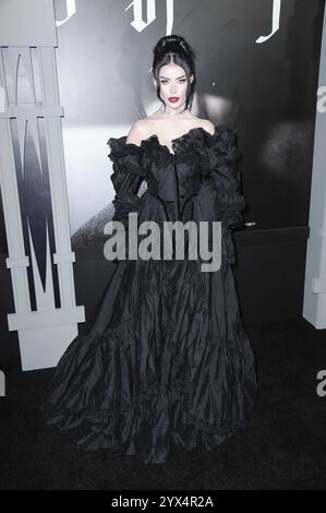 LOS ANGELES - DEC 7: Emma Norton at the M3GAN Premiere at TCL Chinese