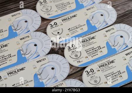 Surgical sutures of Polypropylene non-absorbable and catgut absorbable ...