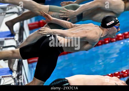 Budapest, Hungary. 14th Dec, 2024. Simone Cerasuolo of Italy competes in the 50m Breaststroke Men Heats during the short course World Aquatics Swimming Championships 2024 at the Duna Arena in Budapest (Hungary), December 14, 2024. Credit: Insidefoto di andrea staccioli/Alamy Live News Stock Photo