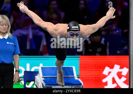 Budapest, Hungary. 15th Dec, 2024. Simone Cerasuolo of Italy competes in the 50m Breaststroke Men Final during the short course World Aquatics Swimming Championships 2024 at the Duna Arena in Budapest (Hungary), December 15, 2024. Credit: Insidefoto di andrea staccioli/Alamy Live News Stock Photo