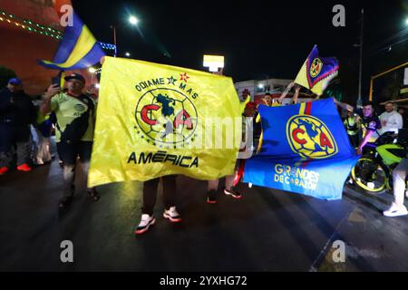 Mexico City, Mexico. 16th Dec, 2024. Hundreds of Club America fans attend at the Coyote Monument in Ciudad Nezahualcóyotl, to celebrating after Club America won the first three-time champion in short tournaments and the 16th in its history. on December 15, 2024 in Mexico City, Mexico. (Photo by Carlos Santiago/ Credit: Eyepix Group/Alamy Live News Stock Photo