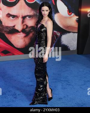 Los Angeles, USA. 16th Dec, 2024. Krysten Ritter arrives at the Paramount's SONIC THE HEDGEHOG 3 Los Angeles Premiere held at the TCL Chinese Theatre in Hollywood, CA on Monday, ?December 16, 2024. (Photo By Sthanlee B. Mirador/Sipa USA) Credit: Sipa USA/Alamy Live News Stock Photo