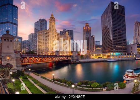 Chicago, Illinois, USA. Cityscape image of Chicago skyline at beautiful spring sunset. Stock Photo