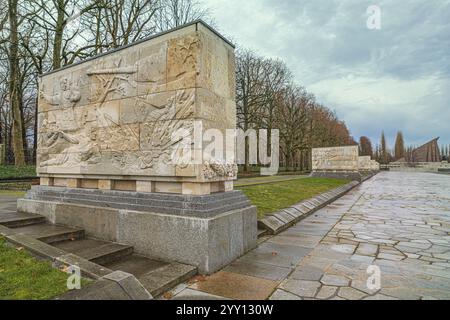 Treptow Park and Treptow Soviet Memorial in Berlin, Germany, Europe Stock Photo