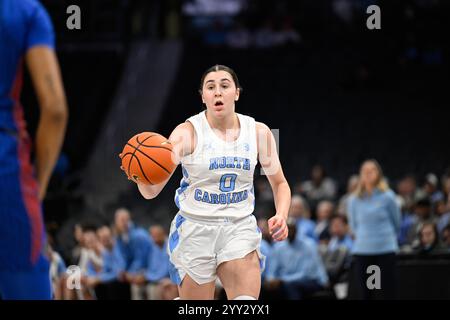 North Carolina guard Lanie Grant (0) drives against Notre Dame forward ...