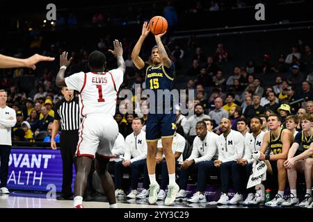 Oklahoma guard Kobe Elvis (1) shoots against Georgia during the first ...