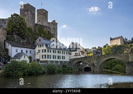 Runkel Castle, hilltop castle from the high Middle Ages, ruins, old Lahn bridge, historic old town, Romanesque bridge, river Lahn, Schadeck Castle beh Stock Photo