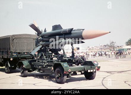 Bristol Bloodhound surface-to-air missile system, Farnborough airshow, Hampshire,  England, UK September 1960 Stock Photo