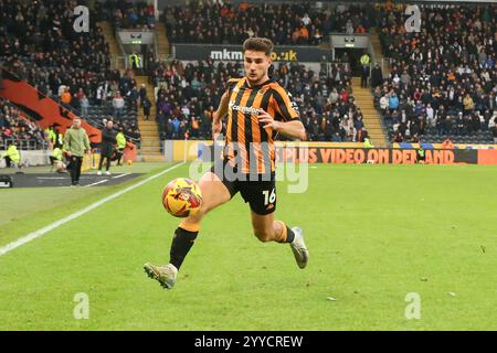 MKM Stadium, Hull, England - 21st December 2024 Ryan Longman (16) of Hull City chases the ball - during the game Hull City v Swansea City, EFL Championship, 2024/25, MKM Stadium, Hull, England - 21st December 2024 Credit: Arthur Haigh/WhiteRosePhotos/Alamy Live News Stock Photo