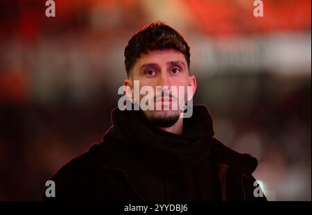 Stuttgart, Deutschland. 21st Dec, 2024. nach Spielende: Portrait Atakan Karazor VfB Stuttgart (16) enttaeuscht VfB Stuttgart vs FC St Pauli 21.12.2024 DFL REGULATIONS PROHIBIT ANY USE OF PHOTOGRAPHS AS IMAGE SEQUENCES AND/OR QUASI-VIDEO/dpa/Alamy Live News Stock Photo