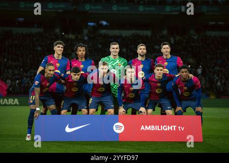 Barcelona, Spain, 21, December, 2024.  Spanish LaLiga EA Sports: FC Barcelona v Atletico de Madrid.  Line Up FC Barcelona.  Credit: Joan G/Alamy Live News Stock Photo