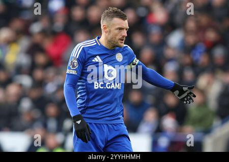 Wolverhampton, UK. 22nd Dec, 2024. during the Leicester City FC v Wolverhampton Wanderers FC English Premier League match at Molineux Stadium, Wolverhampton, England, United Kingdom on 22 December 2024 Credit: Every Second Media/Alamy Live News Stock Photo