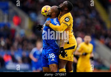 Wolverhampton Wanderers Toti Gomes Right Clears The Ball Awa From