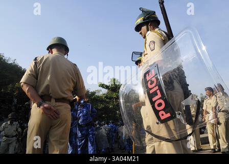 Police standing, Bombay Mumbai, Maharashtra, India, Asia Stock Photo