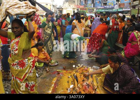 Prostitutes in yellama festival, Kamathipura, Bombay Mumbai