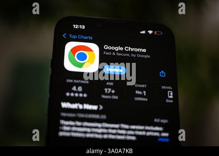 Poland. 3rd Mar, 2025. In this photo illustration a Google Chrome app logo seen displayed on an Apple smartphone. (Credit Image: © Mateusz Slodkowski/ZUMA Press Wire) EDITORIAL USAGE ONLY! Not for Commercial USAGE! Stock Photo