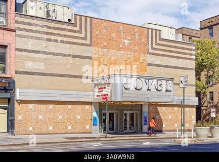 Joyce Theater Manhattan NYC Stock Photo - Alamy