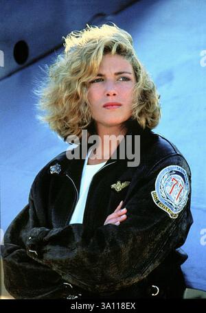 Top Gun Kelly McGillis & Tom Cruise Stock Photo - Alamy