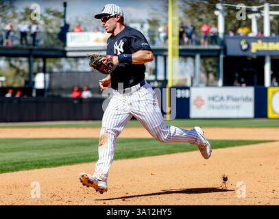 New York Yankees Paul Goldschmidt Singles Against The Detroit Tigers New York Yankees Infielder Paul Goldschmidt Makes The Play At First At A Baseball Game Against The St Louis Cardinals Sunday February 26 2025 In Tampa Fl Image Of Sportalyssa Howell 3a12hy5