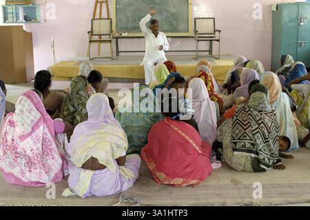Villagers from different villages attending training session at Ralegan Siddhi near Pune, Maharashtra, India, Asia Stock Photo