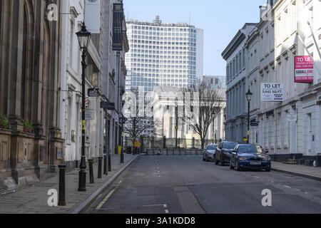 Birmingham city centre 24th March 2020. Closed shops and churches in ...