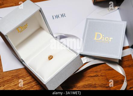 Dior box hi-res stock photography and images - Alamy
