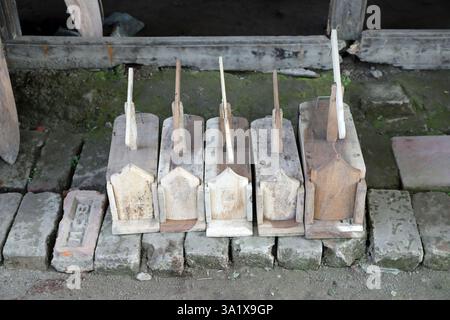 Mouse traps for sale in Bangladesh Stock Photo