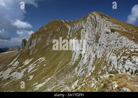 Folding rocks in Durmitor National Park in Montenegro Stock Photo - Alamy