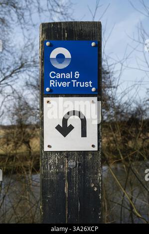 Canal and River Trust sign on The Grand Union Canal Stock Photo - Alamy