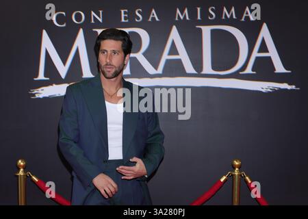 Mexico City, Mexico. 11th Mar, 2025. Diego Klein poses during a photocall for the presentation of the Vix Original Series 'Con Esa Misma Mirada' in Mexico City, Mexico, on March 11, 2025. (Photo by Yamak Perea/ Eyepix Group) (Photo by Eyepix/NurPhoto) Credit: NurPhoto SRL/Alamy Live News Stock Photo