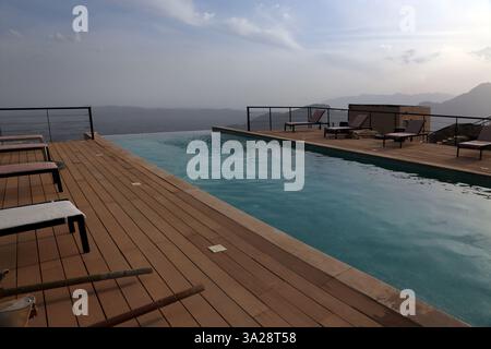 The Infinity Pool at The View Hotel Al Hamra Oman Stock Photo