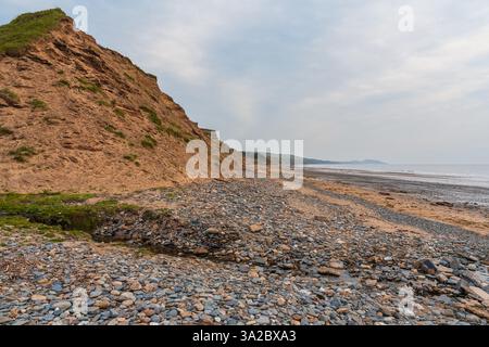 The cliffs and Irish Sea coast at Glen Wyllin Beach, Michael, Isle of Man Stock Photo