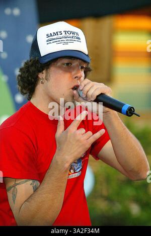 April 25, 2003; Anaheim, CA, USA; Singer BRYAN CHAN of LMNT sings to a ...
