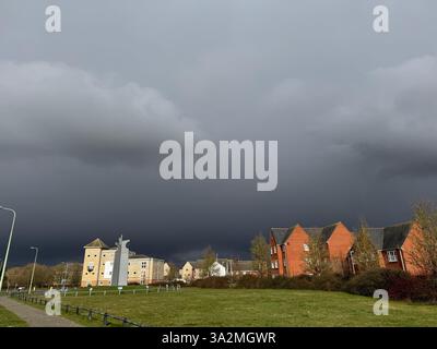 Kesgrave, Suffolk - 13 March 2025 : Dark stormy skies overhead before the rain begins. Stock Photo