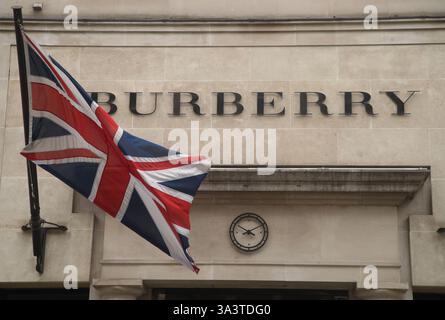 File photo dated 22/08/18 of the Burberry store on New Bond Street, London. Burberry has launched a £40 million cost-cutting programme as part of a plan to turn the company around, after sales continued falling in the second quarter. Chief executive Joshua Schulman, who joined the company in July, said he wants it to focus on 'productivity, simplification and financial discipline'. The fashion house swung to a £53 million loss for the half-year ending September 28, down from £223 million profit for the same period last year. Issue date: Thursday November 14, 2024. Stock Photo