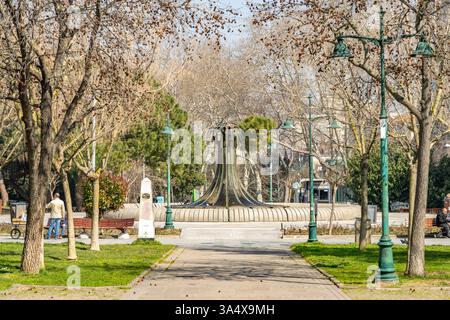 Der Gezi-Park in Beyoğlu, Istanbul, Türkei  |  The Gezi Park in Beyoğlu, Istanbul, Turkey Stock Photo