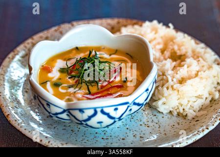 Panang with rice and chicken, traditional Thai food Stock Photo