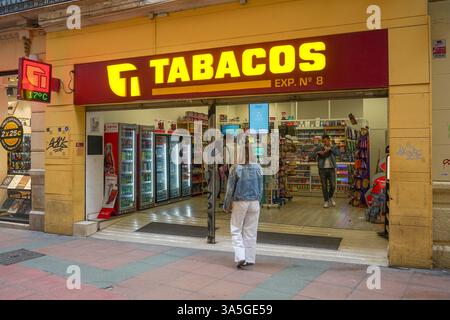 Cigarettes and tobacco in the cigar shop of the 'Max Zechbauer Tabakwaren  GmbH und Co KG' in the Zechbauer Haus at Residenzstrasse 10. [automated  translation] Stock Photo