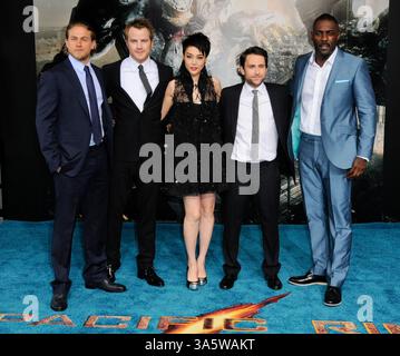 Charlie Hunnam, Robert Kazinsky, Rinko Kikuchi, Charlie Day and Idris ...